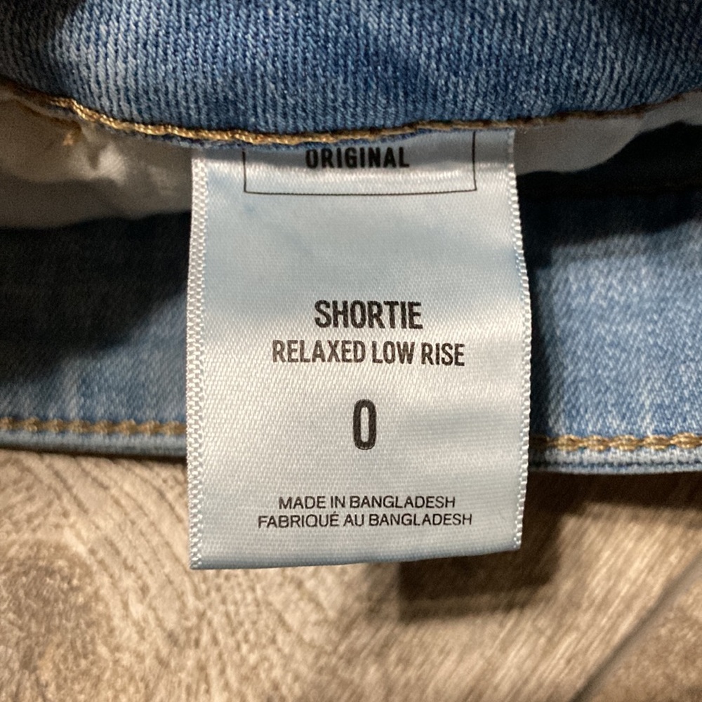 Express jean shorts Size 0 - Picture 8 of 9
